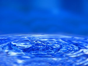 The Wet Question: Unraveling H2O's Chemistry and the Science of Wetness